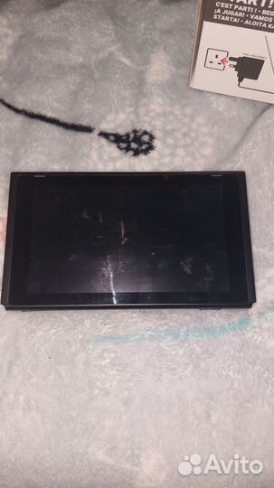 Продам игровую приставку Nintendo switch