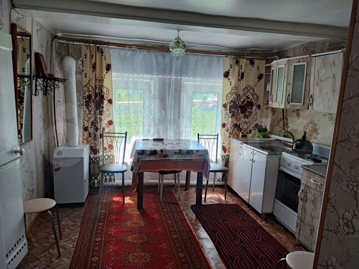 Дом 30,3 м² на участке 11 сот.