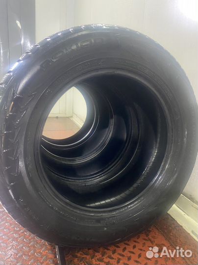 Nokian Tyres Hakkapeliitta 7 215/65 R16