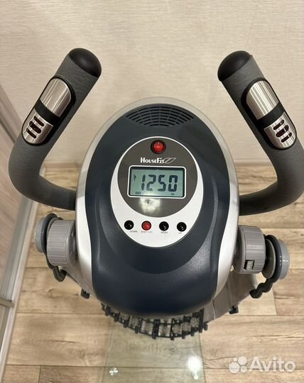 Ленточный напольный вибромассажер HouseFit HM-3003