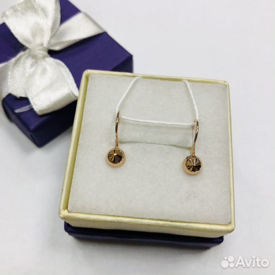 Золотые серьги (51087)