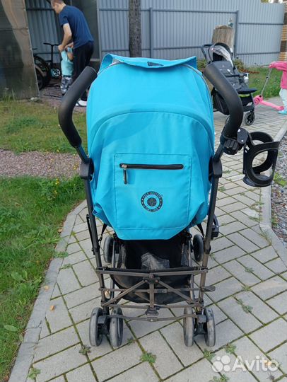 Прогулочная коляска трость