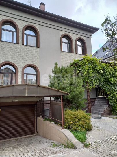 Коттедж 515 м² на участке 6,7 сот.