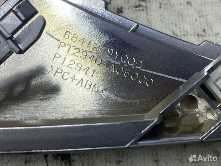 Накладка торпедо правая nissan teana