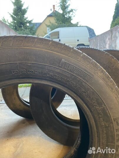 Pirelli P400 Touring 205/60 R15 90T