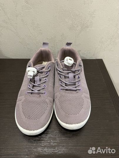 Кроссовки для девочки