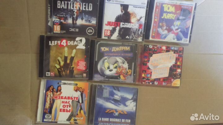 Диски двд и сд разные 75 шт одним лотом