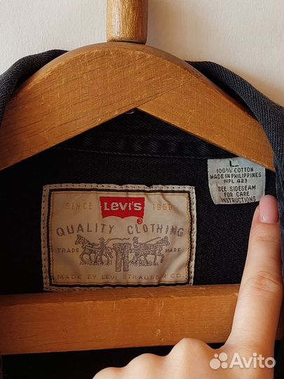 Джинсовая рубашка levis