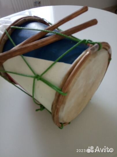 Барабан из Кубы