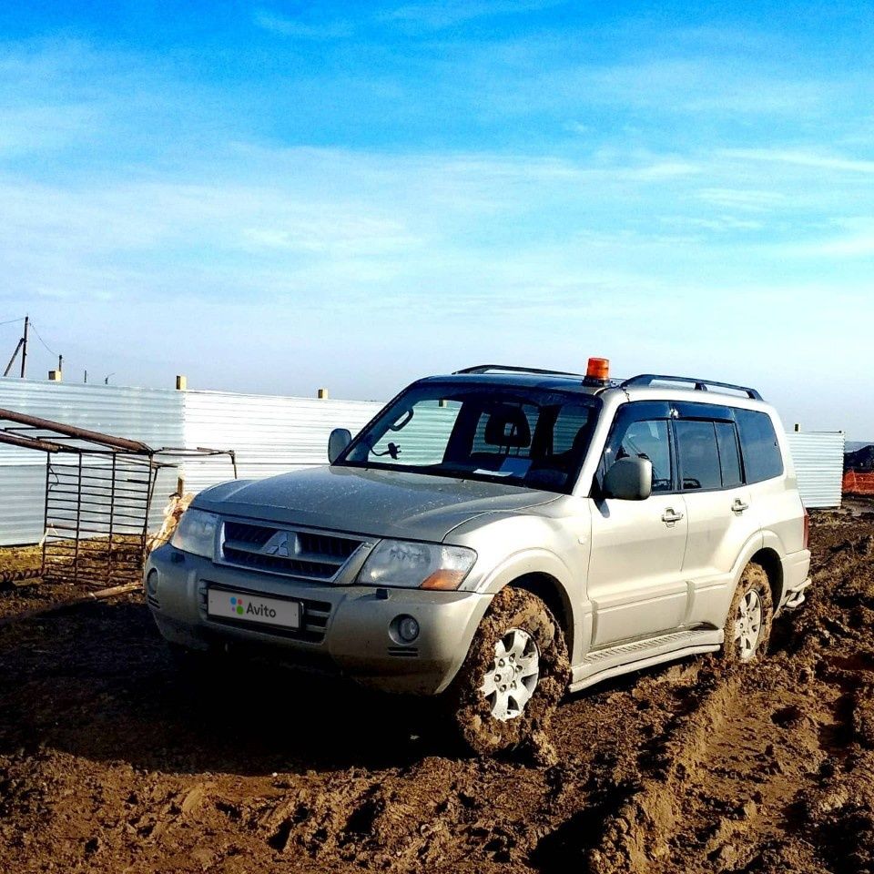 Mitsubishi Pajero: фото владельца