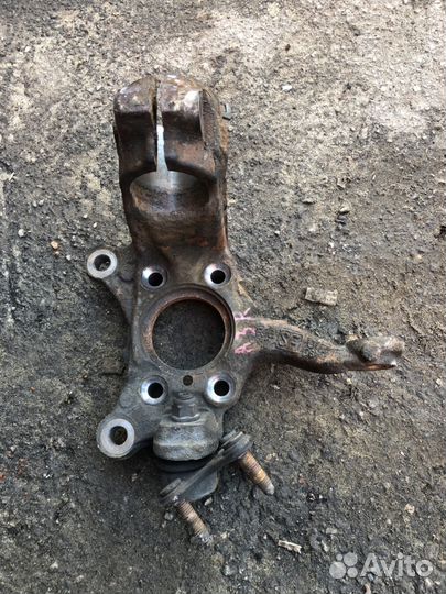 Поворотный кулак правый Audi A3 8P 280мм