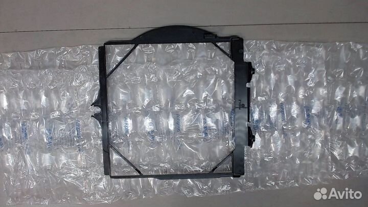 Кожух вентилятора радиатора Porsche Taycan 2019 –