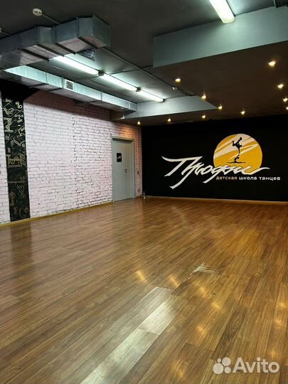 Продам детскую школу танцев