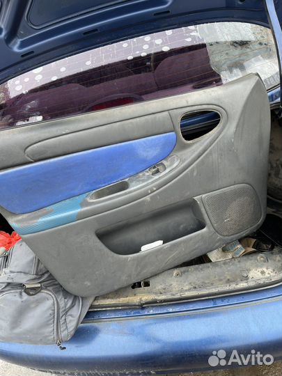 Обшивка двери chevrolet lanos