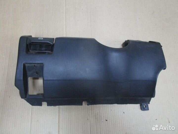 Пластик подрулевой w124 E-class 102