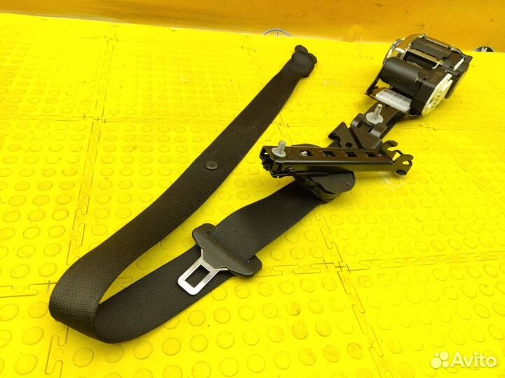 Ремень безопасности передний левый Mercedes-Benz