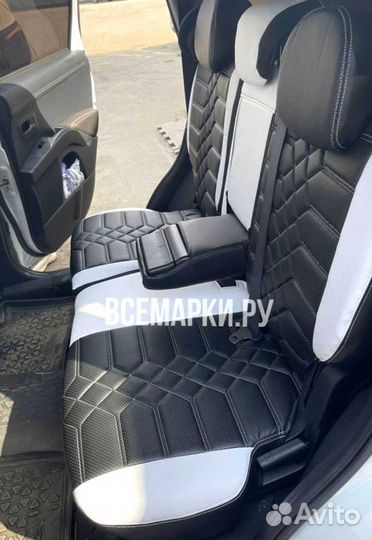 Автомобильные чехлы Митсубиси аутлендер хл