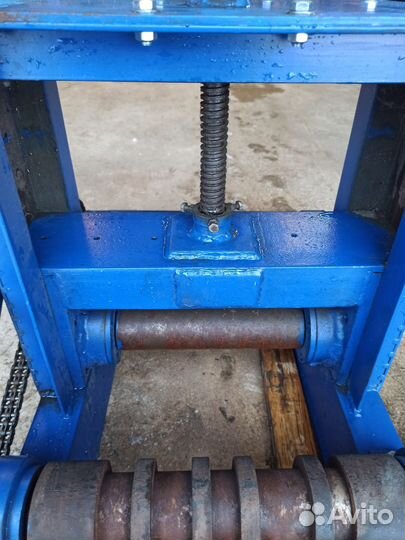 Профилегибочный станок