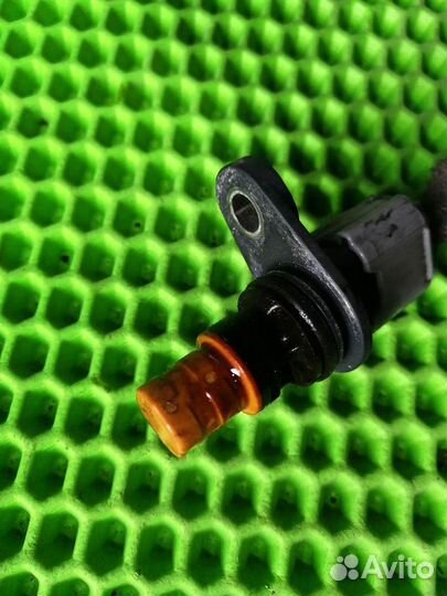 Датчик положения коленвала HR16DE, 1.6L Nissan