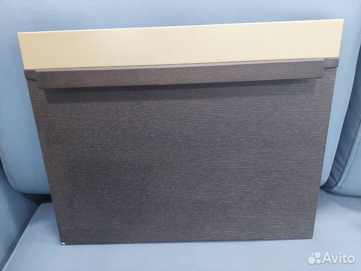 Фасад с интегрированной ручкой