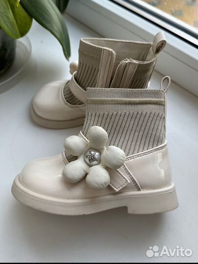 Ботинки осенние для девочки 22 размер