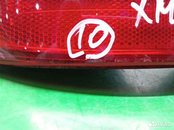 Стоп-сигнал задний левый Subaru Traviq XM Z22SE