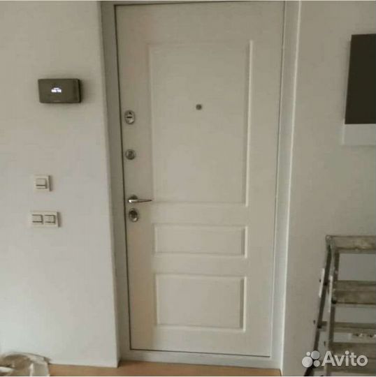 Дверь входная металлическая 639