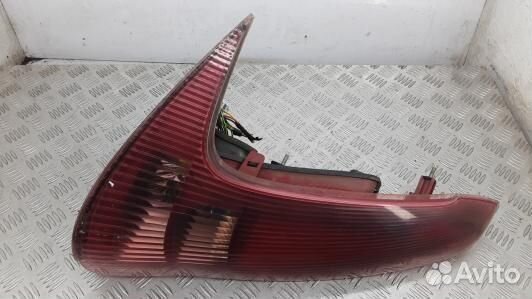 Фонарь задний левый peugeot 206 (1BE04MX01)