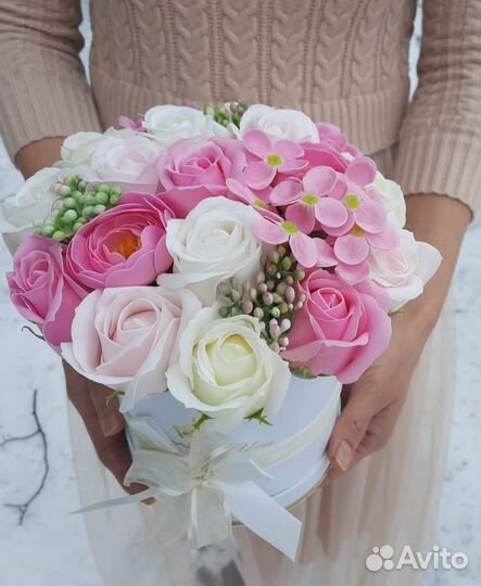 Подарок из мыльных роз