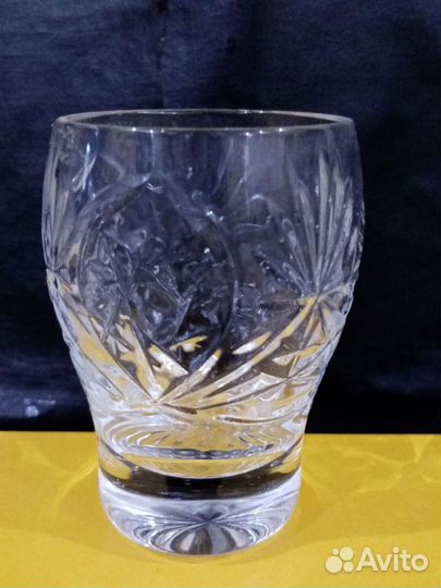 Хрустальные стаканы. Конфетница. фужеры, стопки