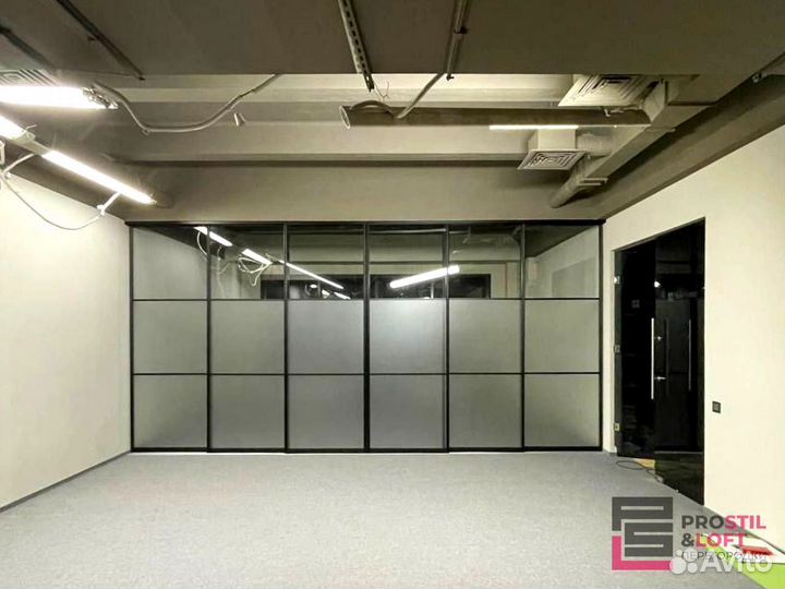 Стеклянная перегородка лофт