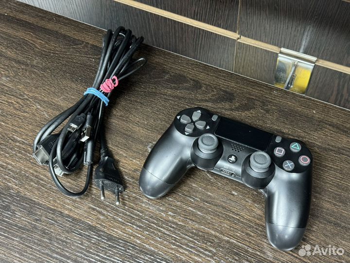 Sony PlayStation Slim 1TB