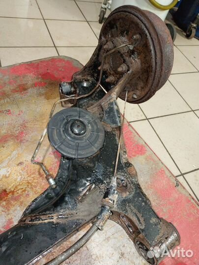 Задняя балка Нексия Оригинал Б/У