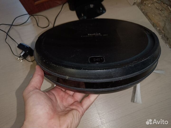 Робот-пылесос Tefal Smart Force X-plorer RG6825WH