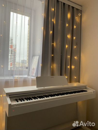 Педагог по фортепиано, вокалу и сольфеджио