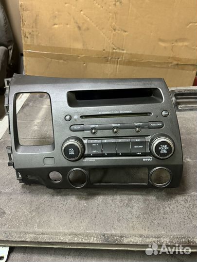 Штатная магнитола Хонда Сивик
