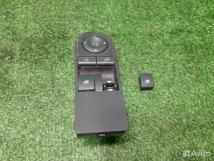 Блок управления стеклоподъемниками Opel astra H 2