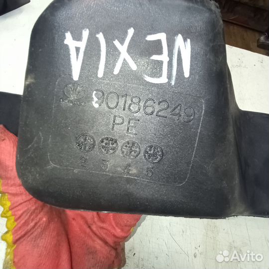 Воздуховод вентиляционный левый Daewoo Nexia