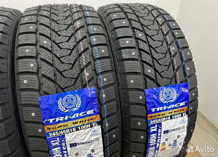 Tri Ace Snow White II 245/45 R18 32H