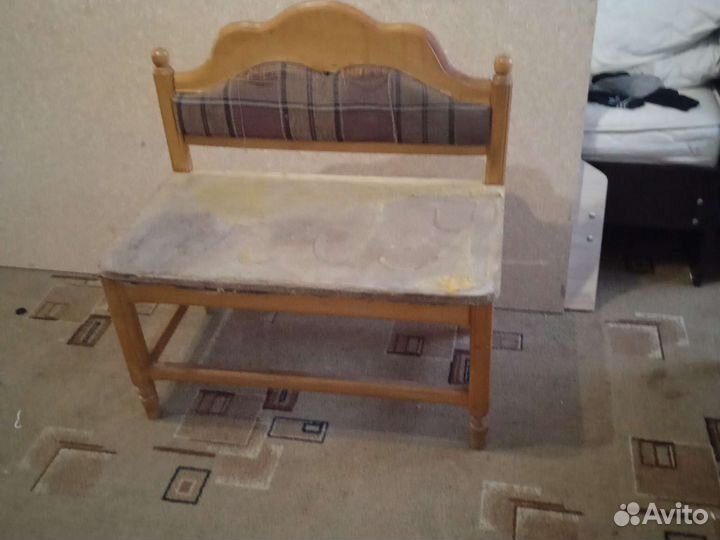 Скамья для уголка на дачу