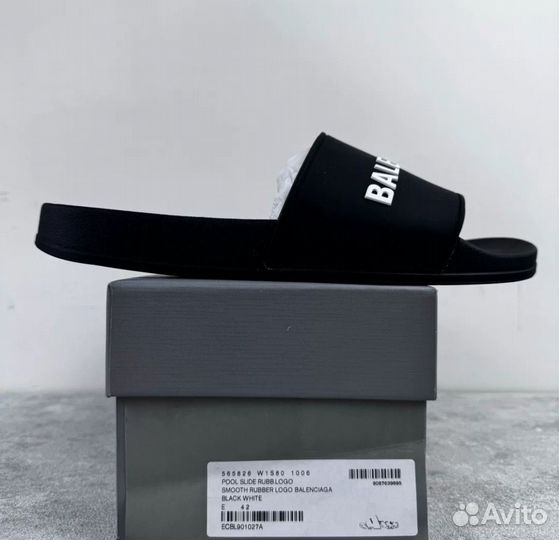 Тапки Balenciaga slides