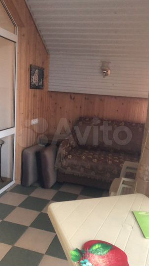 Комната 40 м² в 4-к., 4/4 эт.