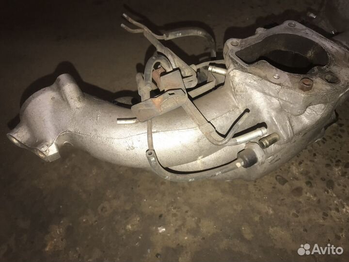 Впускной коллектор Toyota Land Cruiser FZJ80 1FZF