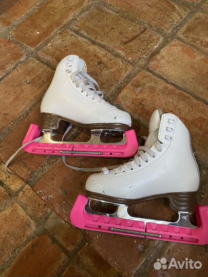 Фигурные коньки jackson artiste