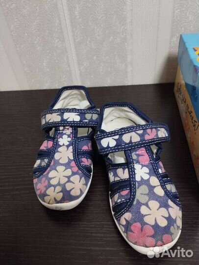 Сандали летние для девочки б/у размер 26
