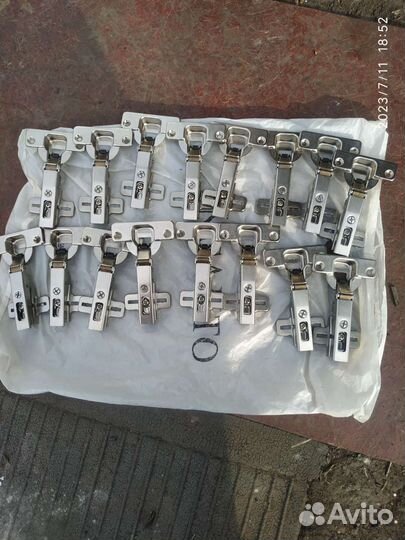 Петли мебельные