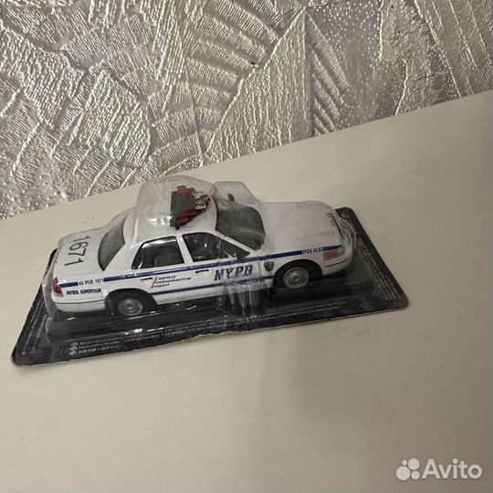 Моделька машины