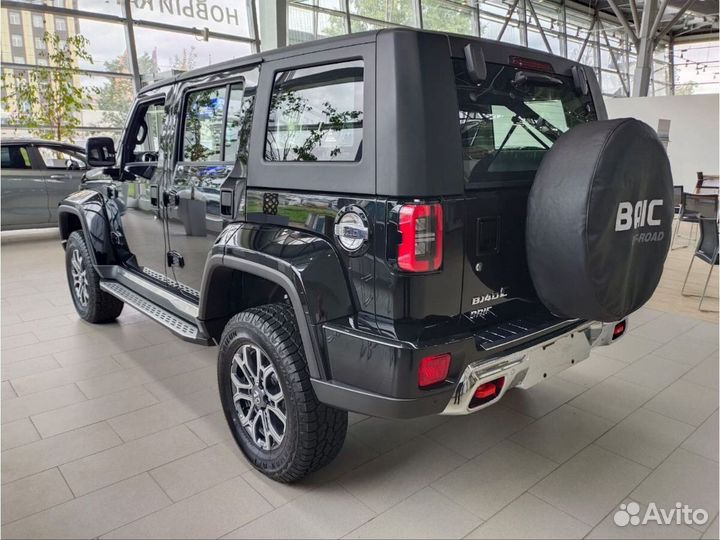 BAIC BJ40 2.0 AT, 2023