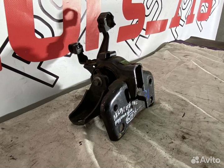 Подушка двигателя левая Lexus Ct200H 1