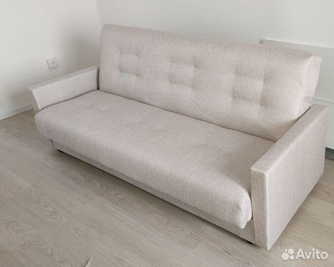 Диван